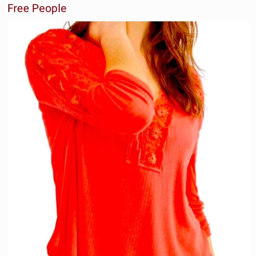 FREE PEOPLE NWT CRIMSON TOP.
